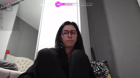 Snapshot of rubisweet1 chatting on 11/11/25, 11:10 RUBY online show from 11/11/25, 11:10