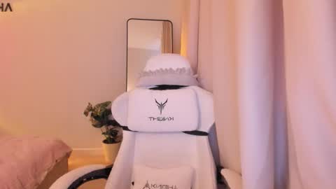 ruby      online show from 03/21/26, 04:06