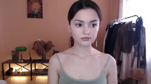 Snapshot of rubycute_ chatting on 10/28/25, 08:29 Ruby online show from 10/28/25, 08:29