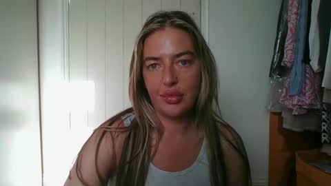 rubyredxxxoxxx online show from 05/23/26, 06:40