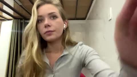KaY online show from 06/24/26, 12:04