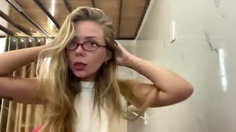 KaY online show from 07/03/26, 08:43