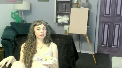 Rue Hallow online show from 06/02/26, 12:01