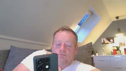 bignorwegian online show from 10/19/25, 04:29