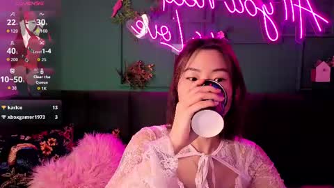 Snapshot of runi_asian chatting on 06/15/26, 01:08 Runi online show from 06/15/26, 01:08