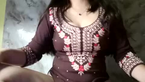 Snapshot of rupali01 chatting on 06/12/26, 06:34 Rupali online show from 06/12/26, 06:34