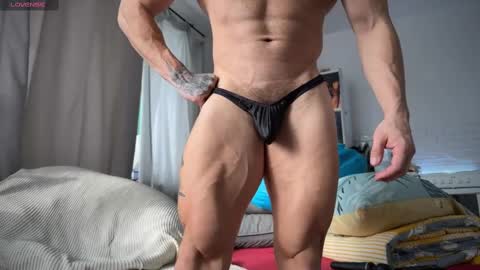 Snapshot of rusbigpaul chatting on 02/22/25, 09:34 Paul online show from 02/22/25, 09:34