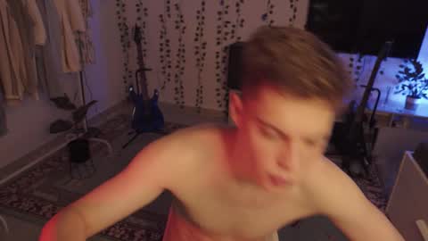 rusbradpitt online show from 09/13/25, 01:11