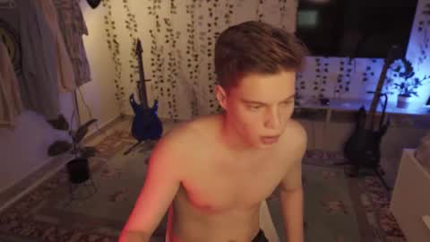 rusbradpitt online show from 09/26/25, 11:14