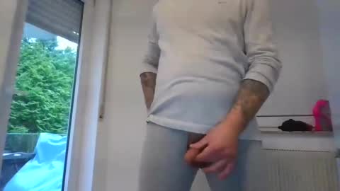 Snapshot of ruskinni1893 chatting on 12/16/24, 07:58 Ruskinni online show from 12/16/24, 07:58