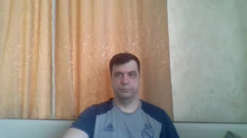 rusqadisx online show from 02/24/25, 06:16