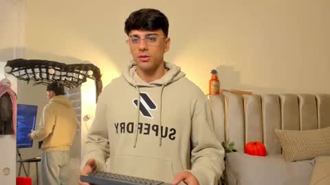 Russ online show from 10/07/25, 11:18