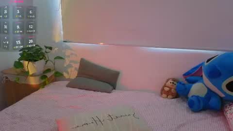 Lorenn online show from 07/13/26, 09:17