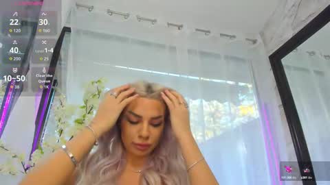 Ava online show from 09/24/25, 06:39