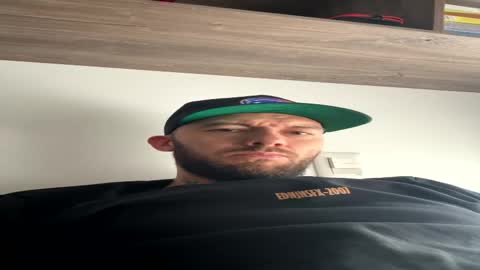 russo_fox online show from 05/03/26, 08:48