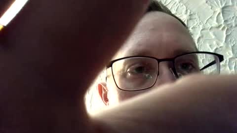 rustysheriffsbadge online show from 04/11/26, 08:40