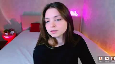 Snapshot of ruta_ chatting on 06/15/26, 03:58 RutaYoung online show from 06/15/26, 03:58