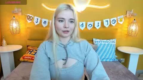 ruthbryant online show from 09/28/25, 01:16