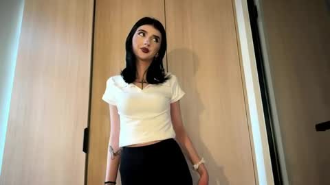 Jess online show from 04/14/26, 06:08