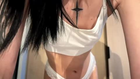 Jess online show from 04/15/26, 05:25