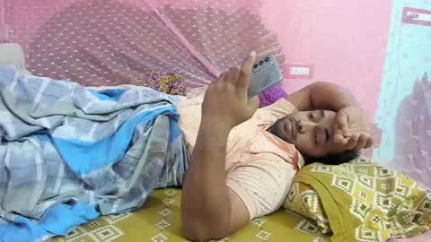 Snapshot of rwb17 chatting on 02/05/25, 05:20 rwb17 online show from 02/05/25, 05:20