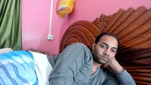 Snapshot of rwb17 chatting on 02/03/26, 04:12 rwb17 online show from 02/03/26, 04:12