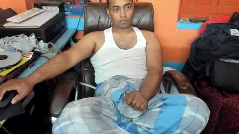 Snapshot of rwb17 chatting on 02/16/26, 09:27 rwb17 online show from 02/16/26, 09:27