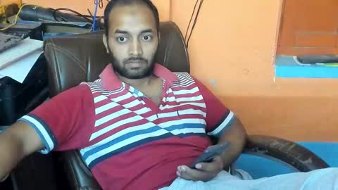 Snapshot of rwb17 chatting on 03/16/26, 12:17 rwb17 online show from 03/16/26, 12:17