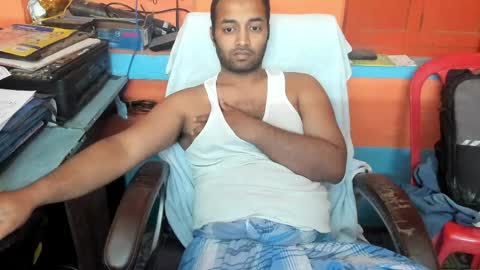 Snapshot of rwb17 chatting on 03/29/26, 12:05 rwb17 online show from 03/29/26, 12:05