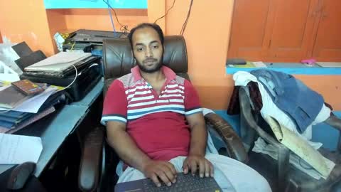 Snapshot of rwb17 chatting on 04/06/26, 04:46 rwb17 online show from 04/06/26, 04:46