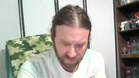 rwb1982 online show from 04/20/26, 04:43