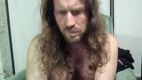 rwb1982 online show from 05/18/26, 01:56