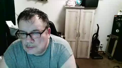 rwzar_1965 online show from 05/05/26, 02:19