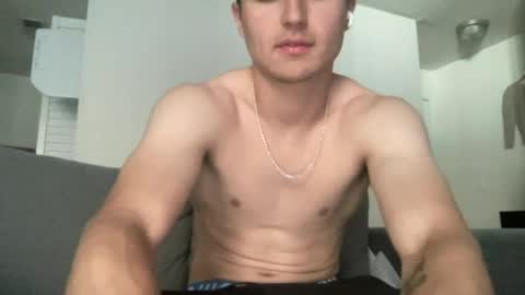 Snapshot of ryan287747 chatting on 06/16/26, 10:01 ryan online show from 06/16/26, 10:01