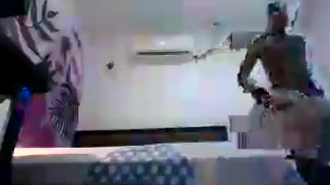 Javier online show from 07/04/26, 07:53