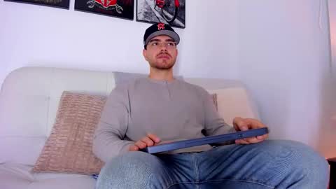 Ryan  online show from 03/01/26, 08:27