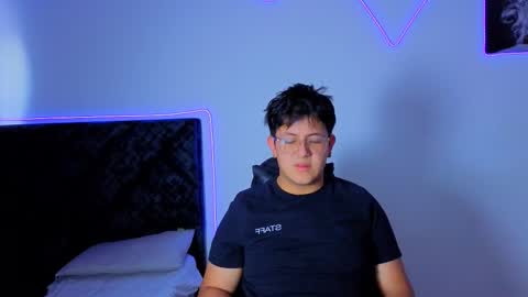 Ryan online show from 12/17/25, 07:20