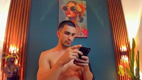 Snapshot of ryan_doyle chatting on 11/07/25, 01:49 Ryan independent model online show from 11/07/25, 01:49