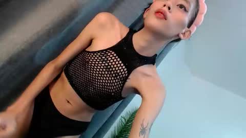 Snapshot of ryan_hyeson chatting on 09/21/25, 08:54 Its me Ryan online show from 09/21/25, 08:54