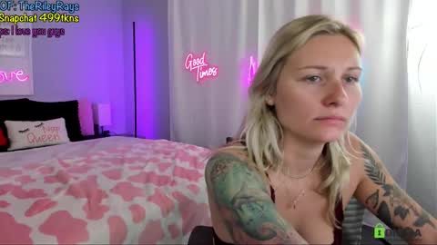 Snapshot of ryan_n_riley chatting on 02/18/26, 02:02 Ryan n Riley online show from 02/18/26, 02:02