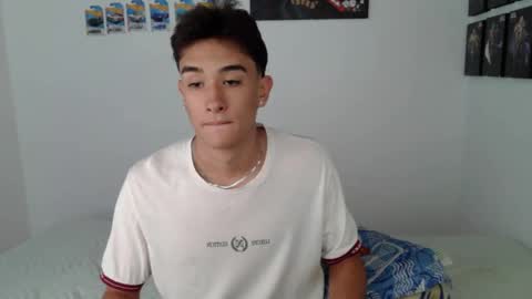 Snapshot of ryan_valentine17 chatting on 04/20/26, 07:37 ryan online show from 04/20/26, 07:37