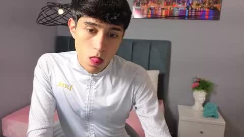 ryan valentino online show from 06/29/26, 12:27