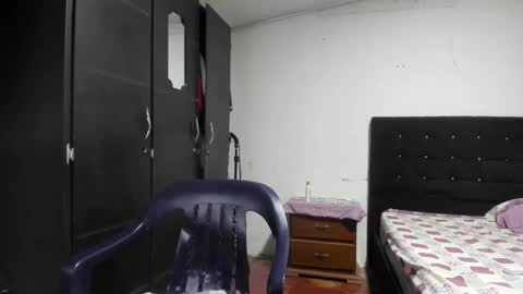 ryan_xc1 online show from 03/15/26, 02:39