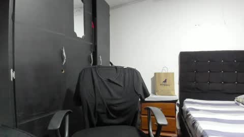 ryan_xc1 online show from 04/09/26, 03:06