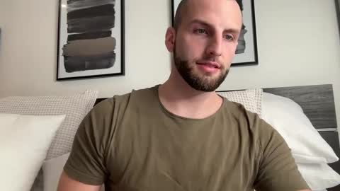 Ryan  Chad online show from 02/03/25, 01:51