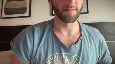 Ryan  Chad online show from 10/29/25, 12:18