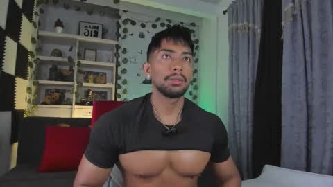 Snapshot of ryanboy30 chatting on 02/25/26, 01:32 ryanboy30 online show from 02/25/26, 01:32