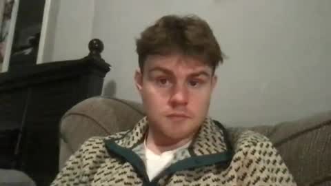 ryanhung_57 online show from 01/12/26, 03:01