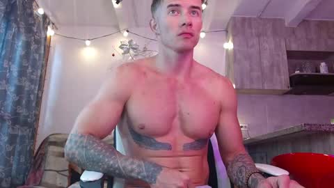 Snapshot of ryann_blue_ chatting on 12/23/24, 09:40 Ryan Blue ig ryannblue online show from 12/23/24, 09:40