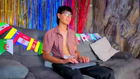 ryann_wolf online show from 06/13/26, 08:51